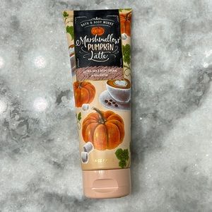 Bath and Body Works Marshmallow Pumpkin Latte Ultra Shea Body Cream Lotion